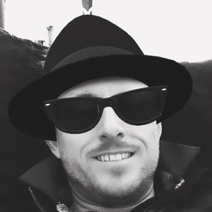 Meet your Posher, Thomas